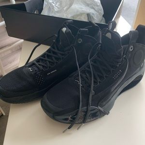 NWT Jordan Air Jordan XXXIV Sneakers